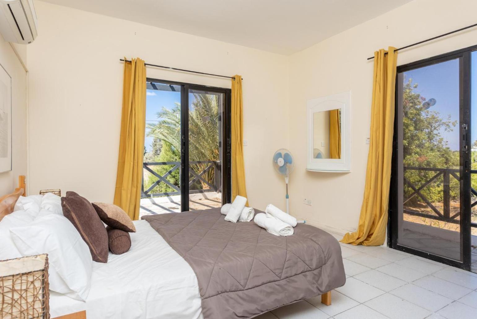 Villa Anemone Polis Exterior photo