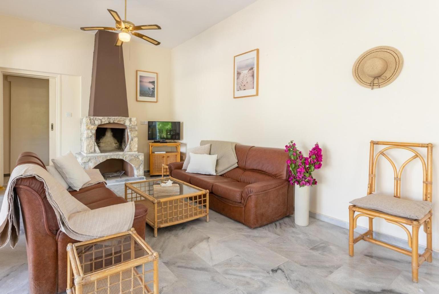 Villa Anemone Polis Exterior photo